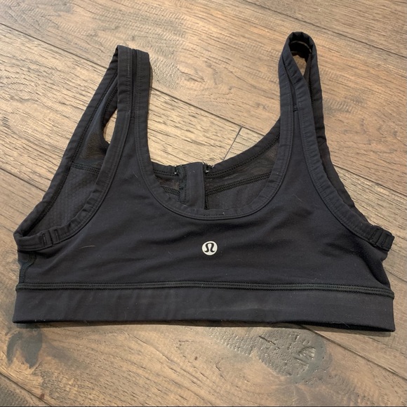 Black Lululemon Zip Up Sports Bra (size 6) - Picture 3 of 5